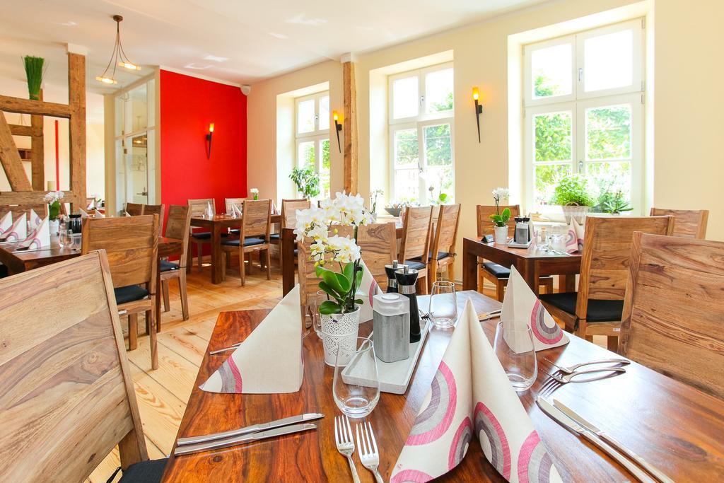 Restaurant & Pension Eshramo Barth Esterno foto